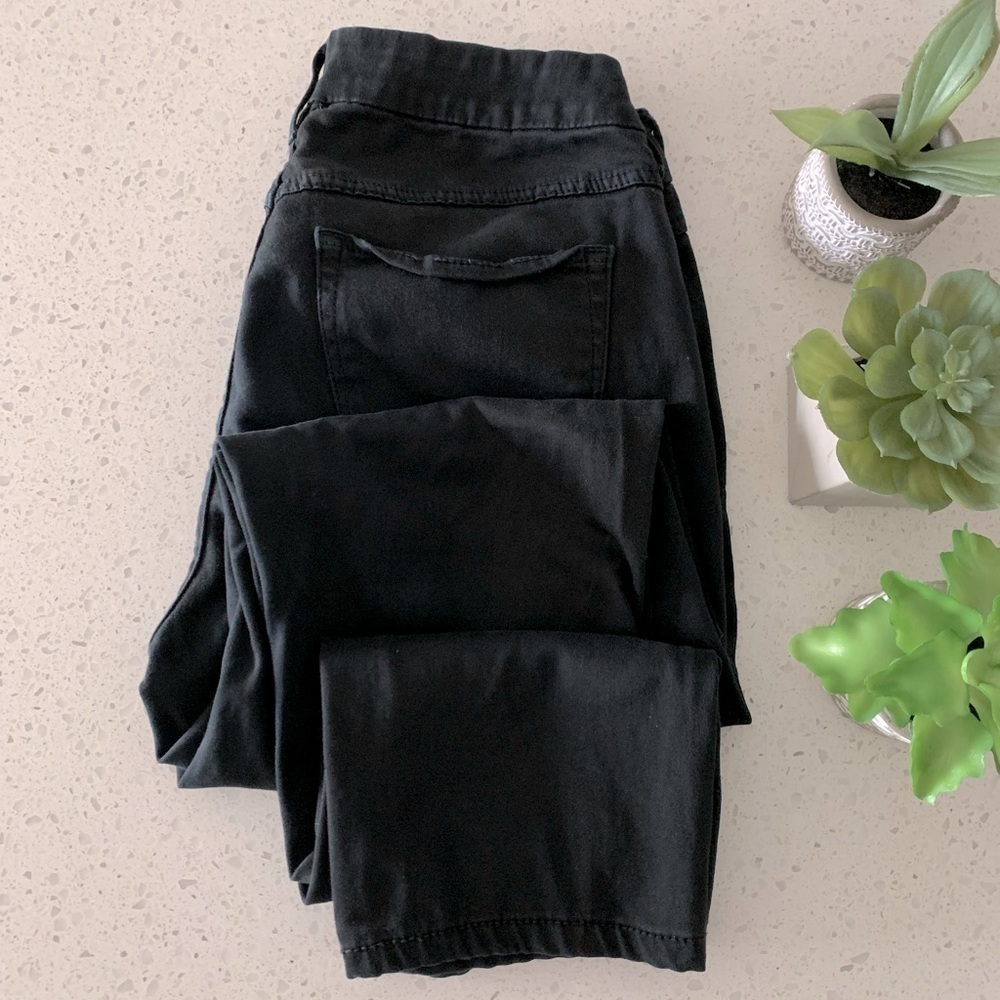 3x1 Black Cropped Ankle Jeans